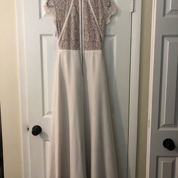 Lovely Nha Khan Amber Gown - Picture 6 of 8